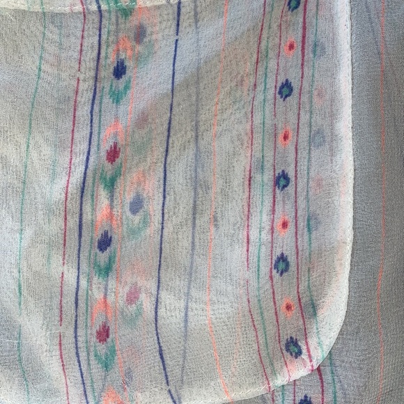 sheer forever 21 blouse - Picture 3 of 3